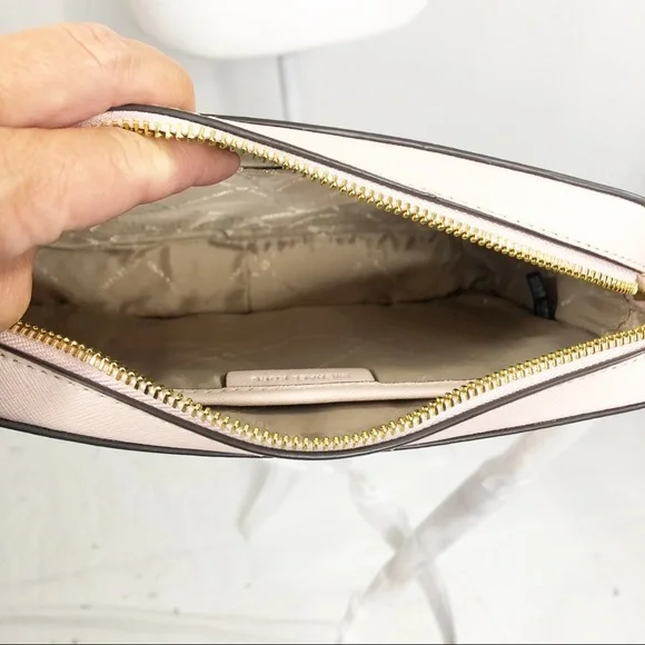 NEW Michael Kors Jet Set Large East West Leather Crossbody Purse Bag, Blush Pink